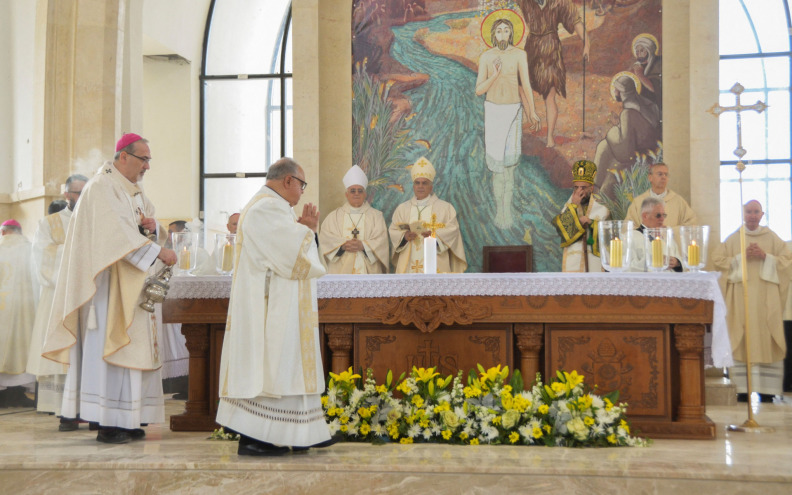 Tisuće katolika okupilo se na godišnjem hodočašću na mjesto gdje je kršten Isus Krist