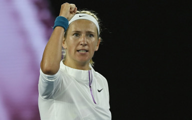 Azarenka preokretom protiv Zhu osigurala četvrtfinale