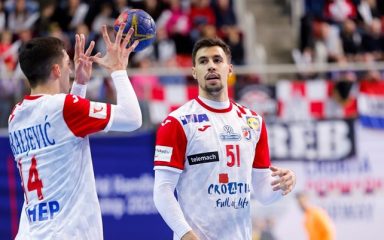 Hrvatski rukometaši s 40 golova došli do ppobjede na pripremnom turniru u Poreču