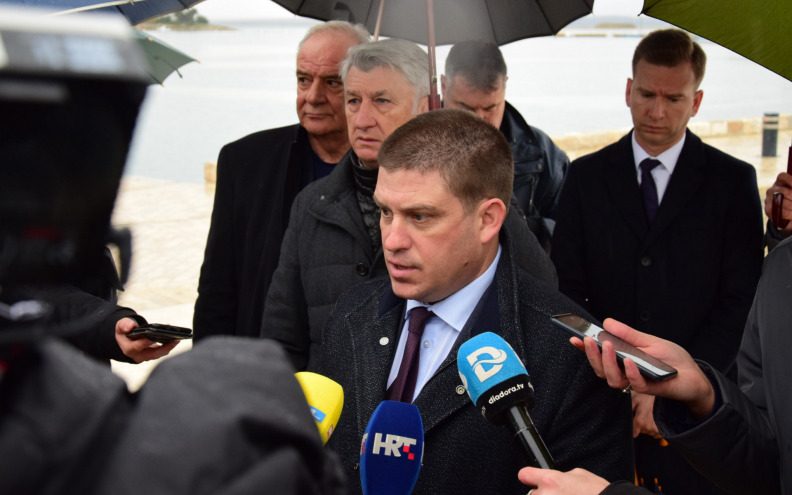 Butković u radnom posjetu Zadarskoj županiji, obišao radove u Ninu, u Privlaci otvorio vrtić