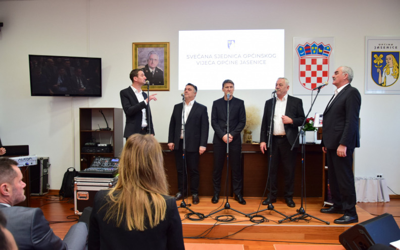 FOTO U Jasenicama svečana sjednica Općinskog vijeća i spomen na slavne dane