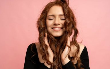 Evo koji nas beauty trendovi očekuju u ovoj godini. Biti će svjetlucavo!