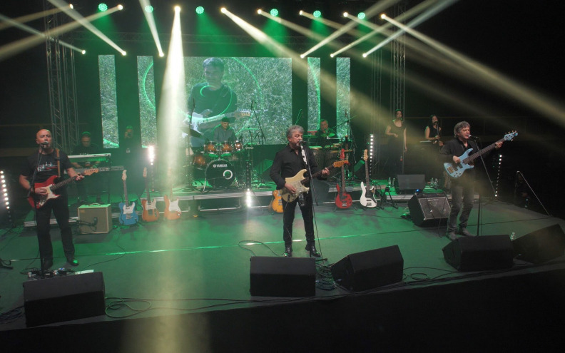 Dalmatino objavili live verziju bezvremenskog hita i pojasnili njegovu poruku