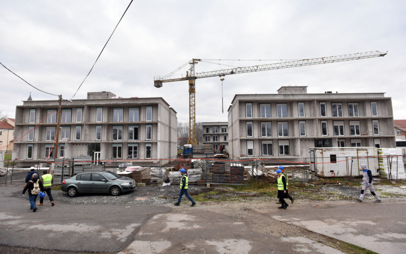 “Jedino nam preostaje da zovemo Kineze da nam obnove Baniju”