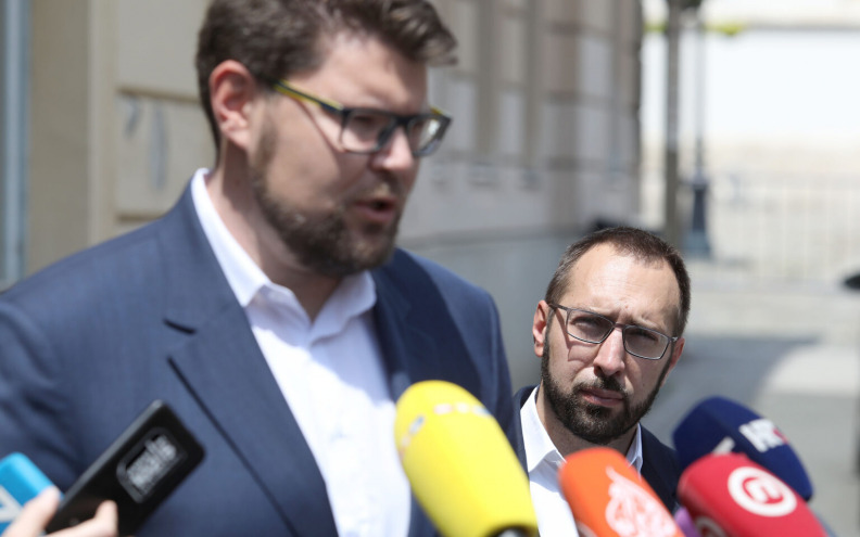 Buduća lijeva koalicija zasad se svodi na tri slova