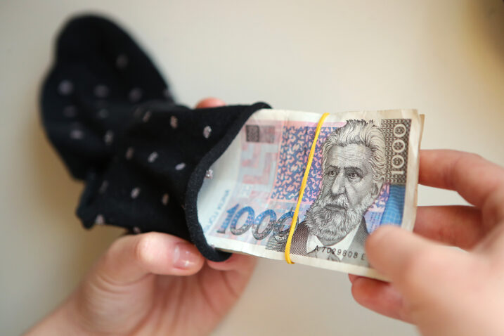 Neki građani zovu HNB i pitaju mogu li dobiti novi primjerak novčanica kune