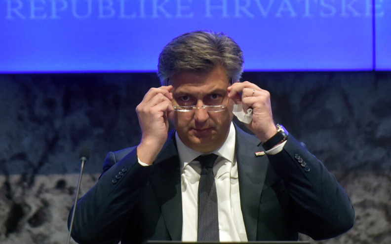 Plenković: Neki su prelazak na euro iskoristili za povećanje cijena