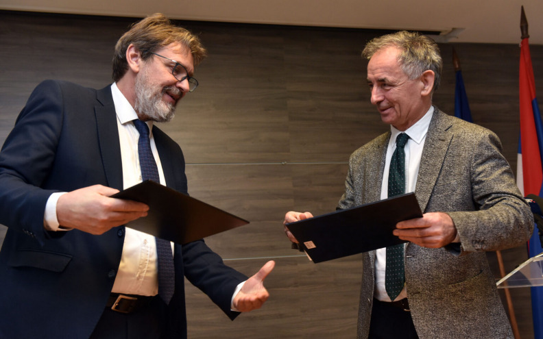 Pupovac i Žigmanov potpisali Deklaraciju o suradnji Srba i Hrvata
