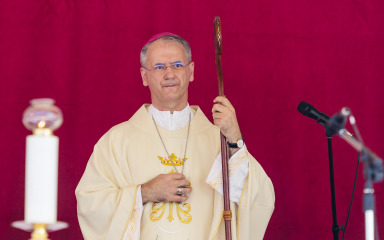 Nadbiskup Kutleša: Središnja poruka Uskrsa nije prazan grob, nego živi Krist