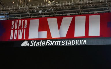 Igrača Philadelphia Eaglesa optužili za otmicu i silovanje nekoliko dana prije odlaska momčadi na Super Bowl