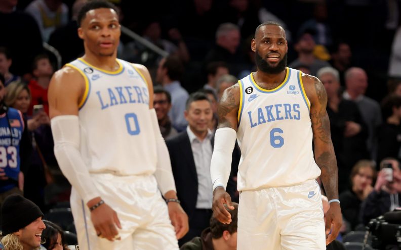 VIDEO LeBron James “triple-doubleom” presudio Knicksima u produžetku i stigao korak bliže Kareem Abdul-Jabbaru