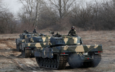 Preraspodjelom proračuna 235,7 milijuna eura za haubice i tenkove