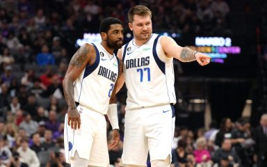 Luka Dončić i Kyrie Irving su konačno zaigrali zajedno, ali Mavericksi su posrnuli u produžetku