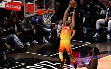 Jayson Tatum s 55 poena odveo Giannisovu momčad do pobjede nad LeBronovim timom