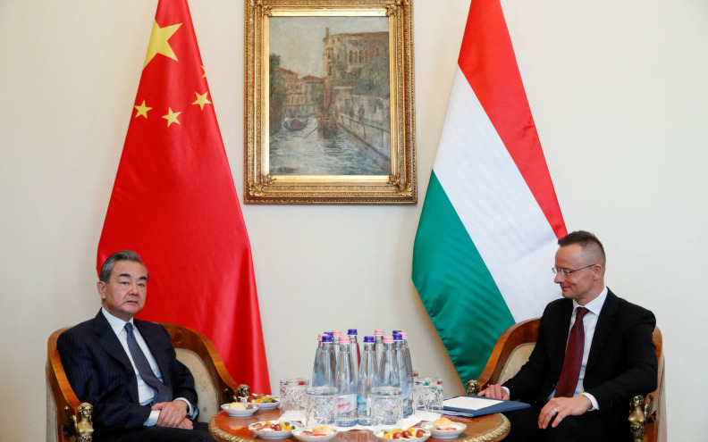 Wang Yi o ratu u Ukrajini: