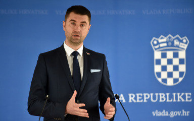 Ministar Filipović: Neki su trgovci svjesni da trebaju spustiti cijene