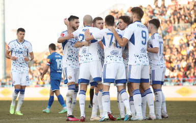 Dinamo opravdao ulogu favorita u Varaždinu, Varaždinci povezali tri poraza zaredom