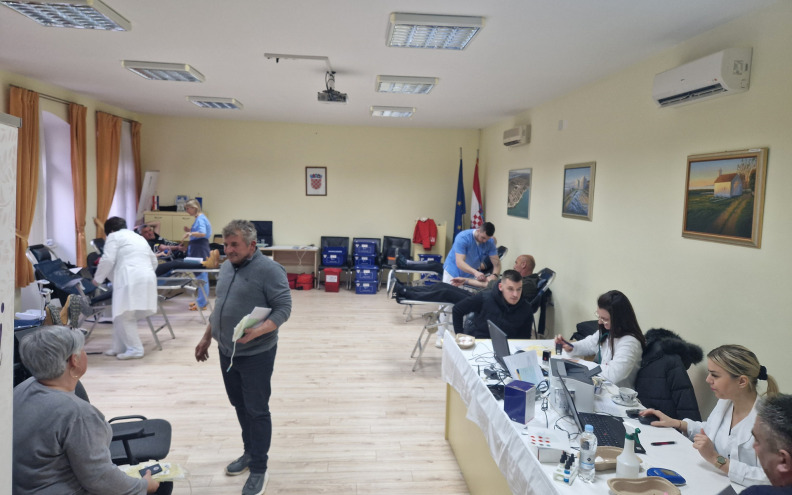 Vršani prikupili 52 doze tekućine koja život znači