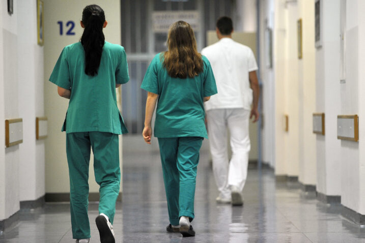 Medicinske sestre počinju s prosvjedima kojima traže veće plaće
