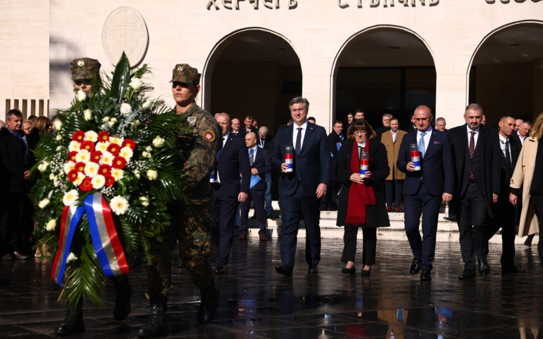Plenković: Što prije uspostaviti vlast u Federaciji BiH, to isto očekuju EU i SAD