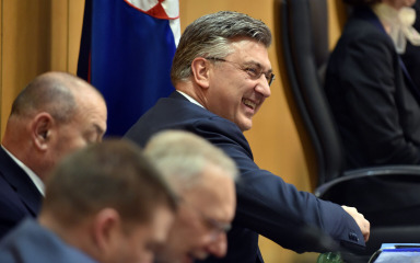 Sabor danas glasa o povjerenju premijeru Plenkoviću, ali šansi za opozivom nema ni teoretskih