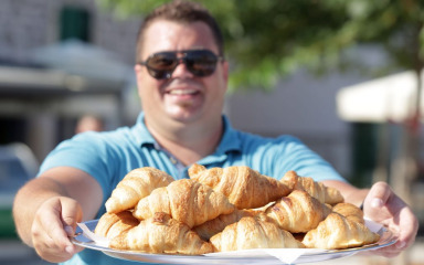 Rastrošni načelnik Murtera koji je općinski novac trošao na bordel i kafiće pušten iz pritvora
