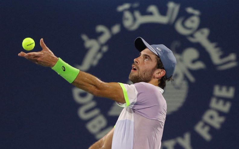 Borna Ćorić izgubio od Danila Medvjedeva i ostao bez polufinala Dubaija protiv Novaka Đokovića