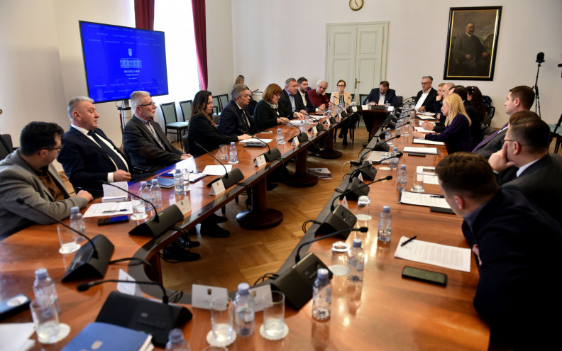 S okruglog stola poručeno da nedjelja mora biti slobodna radi očuvanja ljudskog dostojanstva