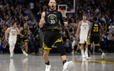 Stephen Curry se vratio u velikom stilu “razmontiravši” Buckse u finišu, solidna partija Ivice Zubca