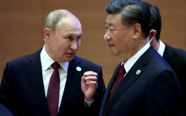 Putin: Rusija i Kina ne stvaraju vojni savez niti išta kriju