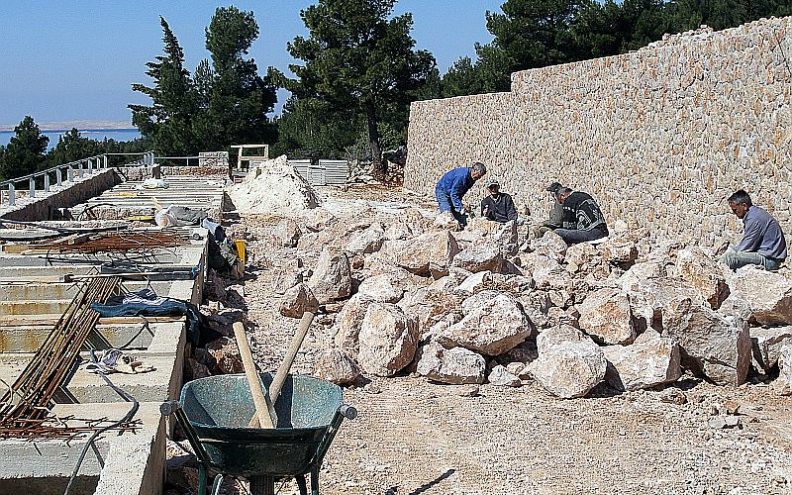 Starigradsko groblje “teško” 20 milijuna kuna