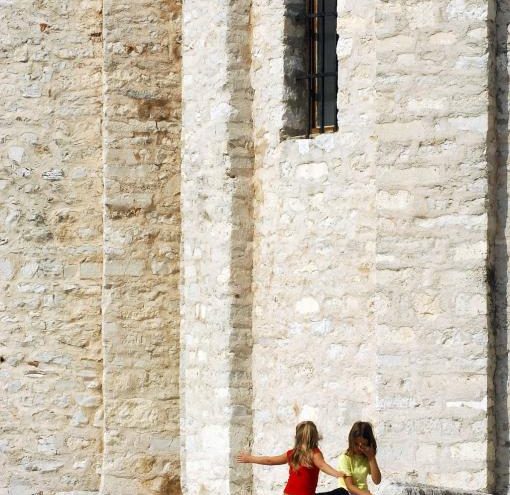 Donatovom zaslugom započelo je štovanje svete Stošije, zaštitnice Zadarske nadbiskupije