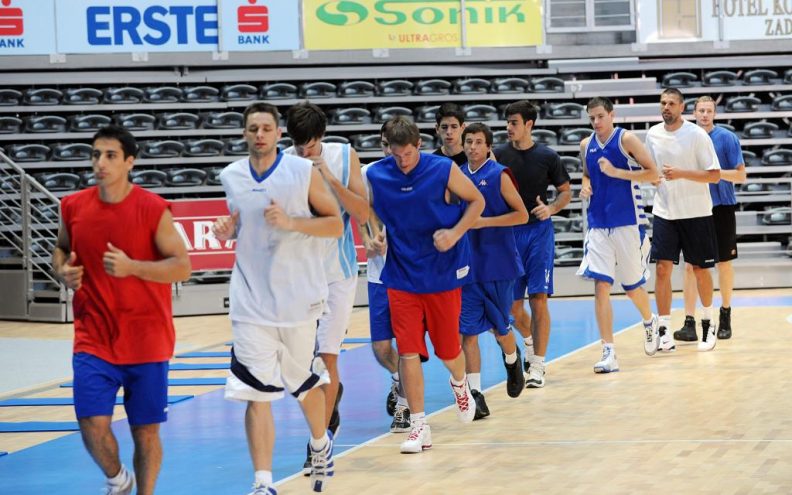 Jedanaest košarkaša na prvoj prozivci