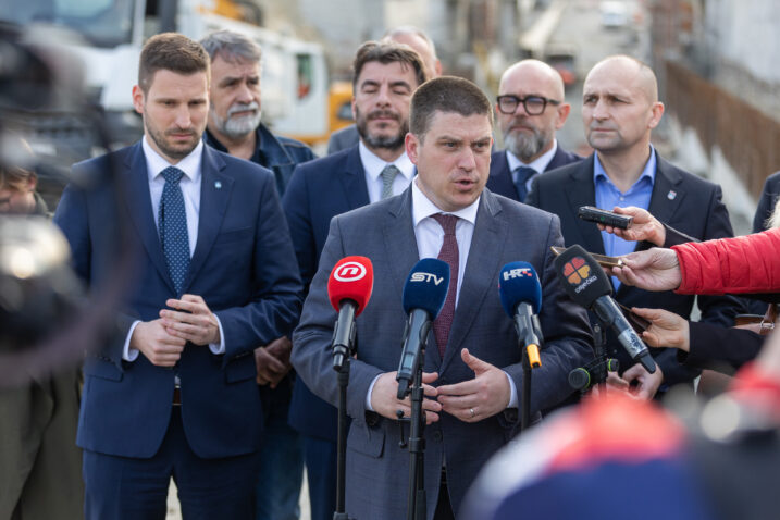 Butković obišao gradilište podvožnjaka u Osijeku vrijednog 13 milijuna eura