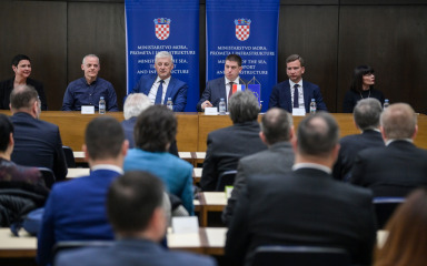 Za sanacije i rekonstrukcije luka i pomorskog dobra 13,6 milijuna eura
