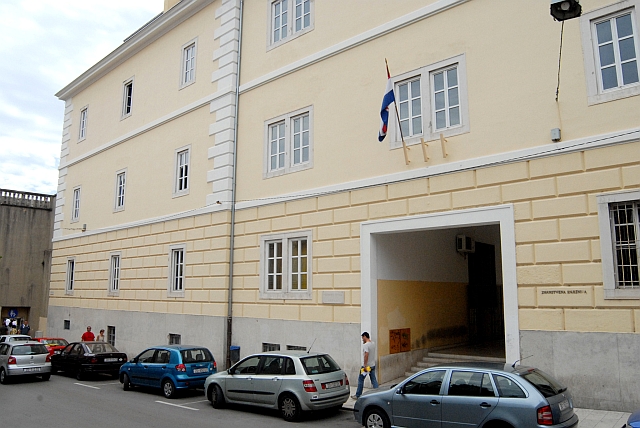 Posvađalo ih navijanje