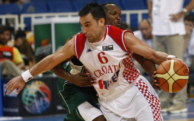 Košarkašima na početku tijesna pobjeda