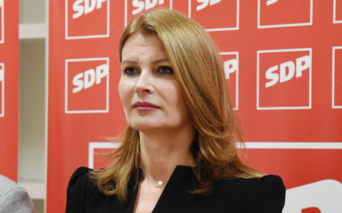 Dio oporbe podržao izmjene i neradne nedjelje, no upozorava se na pogodovanja većim “igračima”
