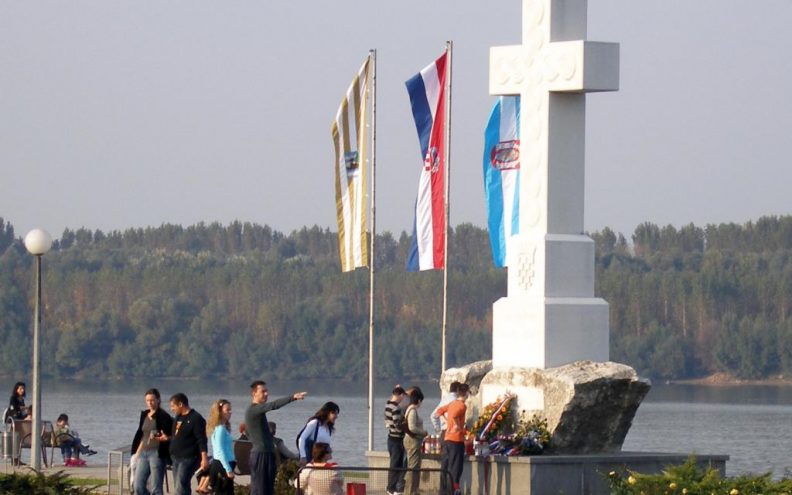 Posedarci posjećuju Vukovar