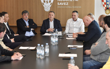 Održan ždrijeb polufinala Kupa, moguće je finale Hajduka i Dinama na Rujevici!