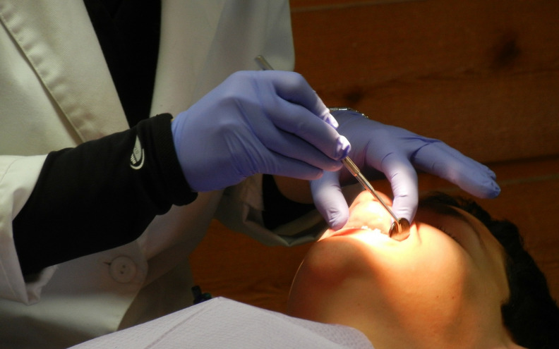 U Zadru prvi postupak sanacije zubi djece s poteškoćama u razvoju