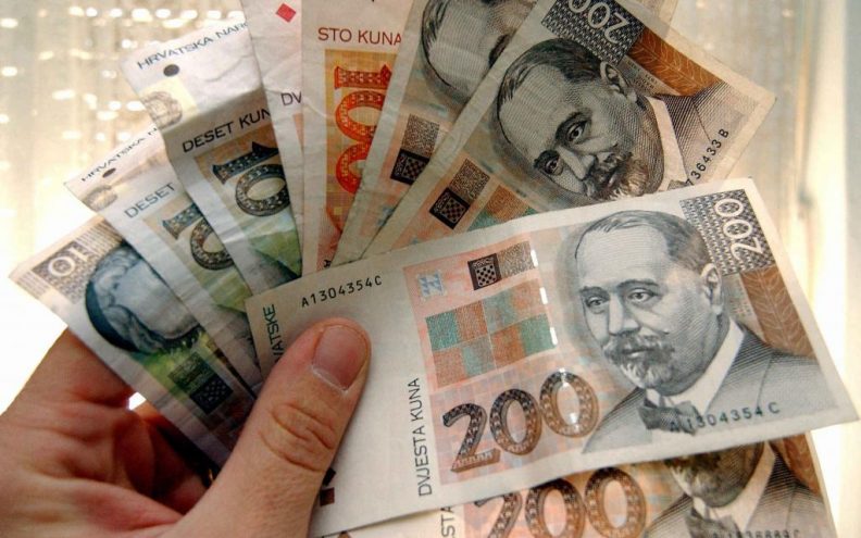 U “dužničkoj” zemlji Hrvatskoj sretno jedino Ministarstvo financija?