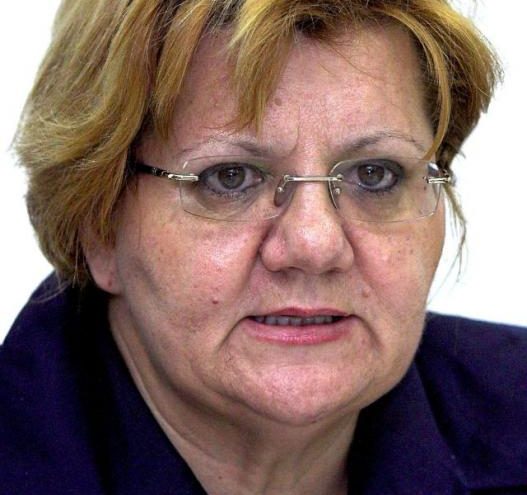 Ana Knežević preživjela glasovanje, SSSH na samrti