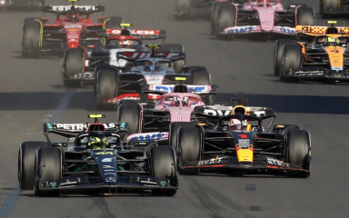 Novi sramotan cirkus FIA-e, Hamilton stigao do prvog postolja ove sezone