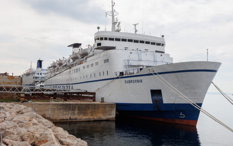 Brod “Dubrovnik” odlazi iz flote Jadrolinije, postaje grčki “Prince”