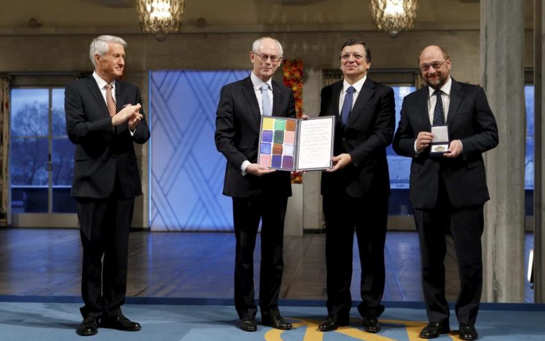 Rastrgana krizom i nemirima EU primila Nobela za mir