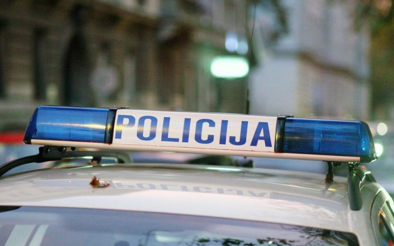 Split: Optužen zbog pokušaja teškog ubojstva policajca