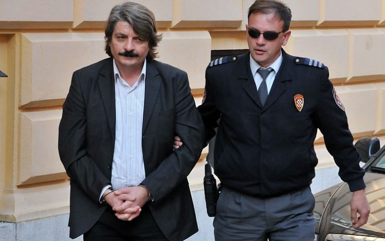 Sutra presuda Mitroviću i Karamarku