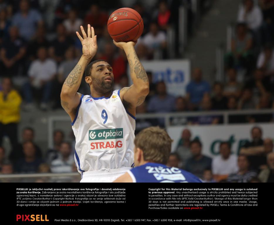 Romeo Travis potpisao za Himik Zadarski list