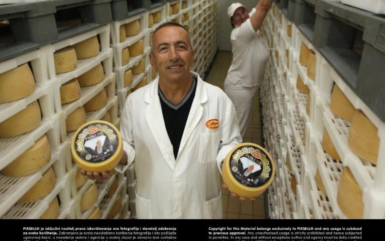 Paški sir je proglašen najboljim ovčjim sirom na svijetu